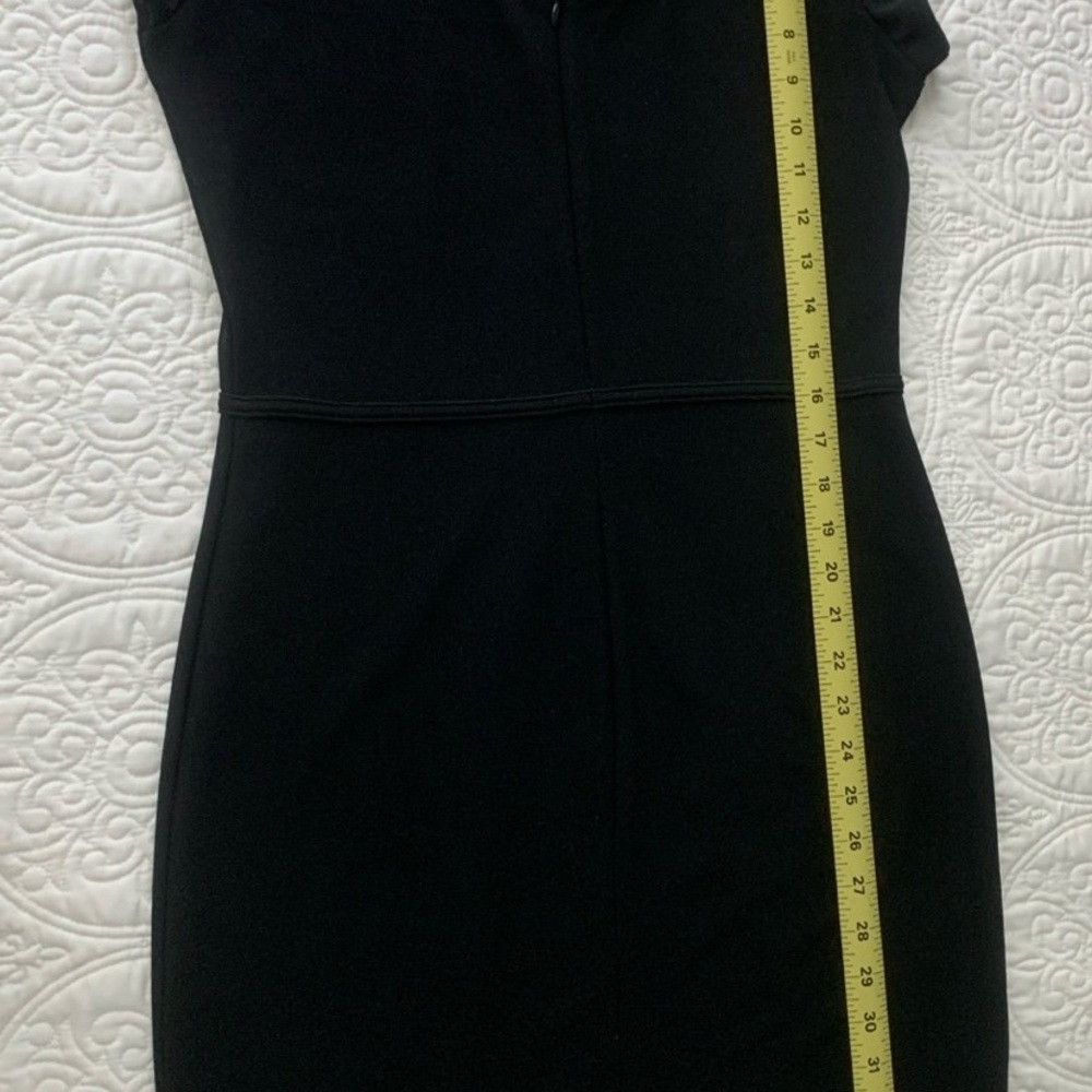 Ladies Dress - Picture 2 of 7